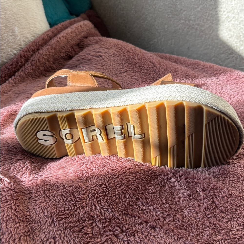 Sorel Tan Espadrille Platform Sandals - Picture 10 of 12